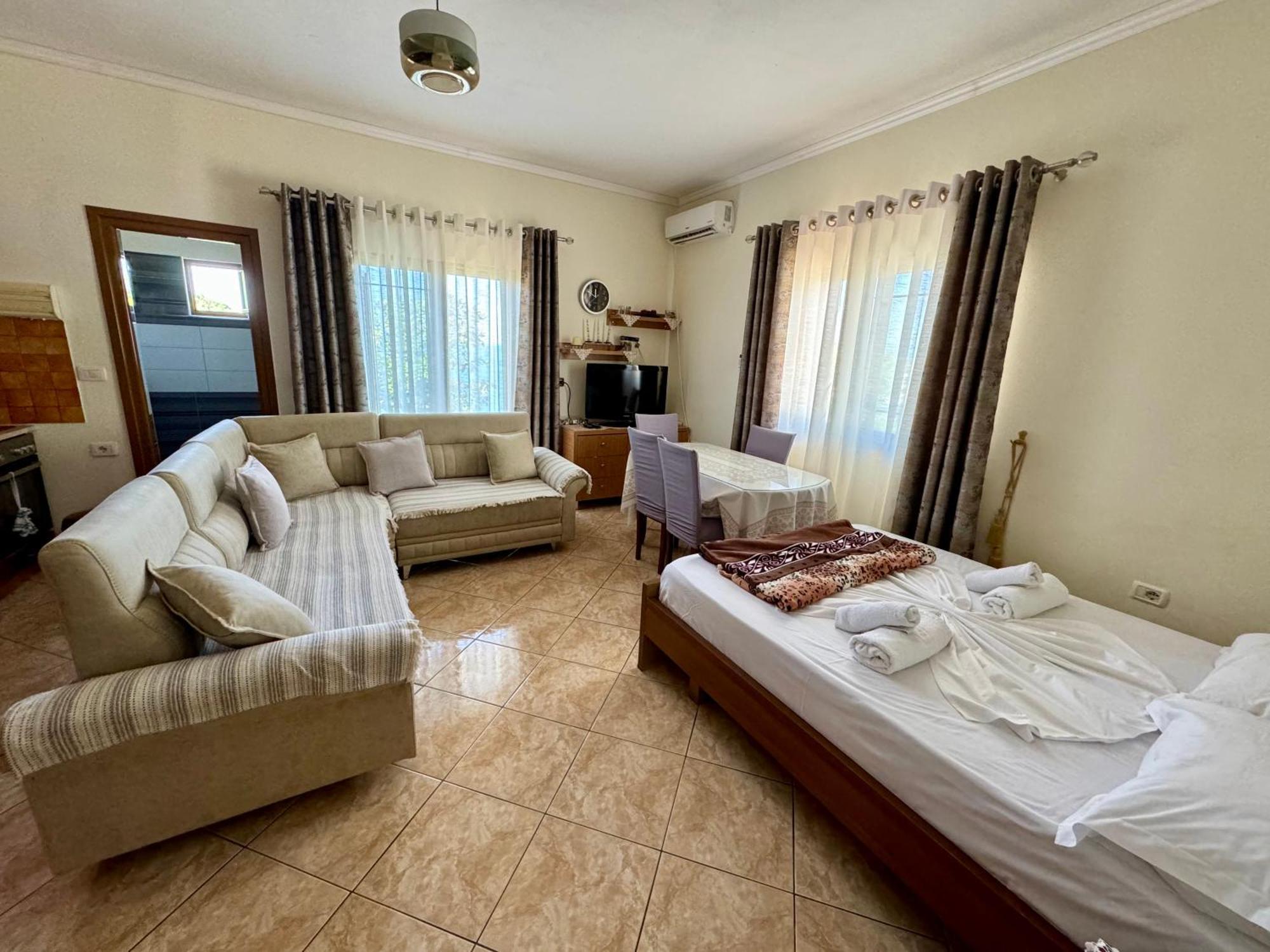 Vila Paza Sarandë Buitenkant foto