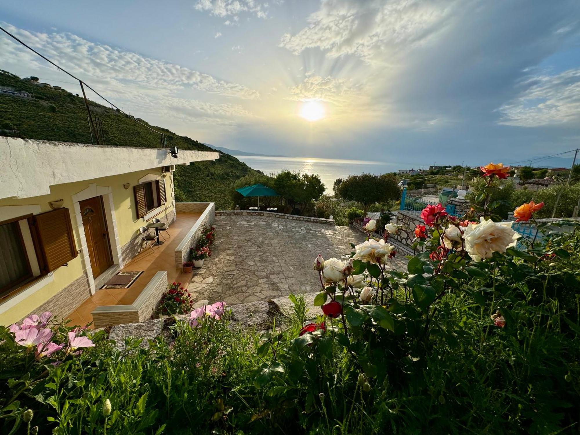 Vila Paza Sarandë Buitenkant foto